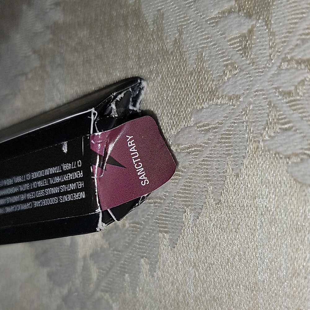 RETIRED KVD EVERLASTING LIQUID LIPSTICK - Picture 3 of 3